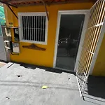 Quartos Na Casa Amarela